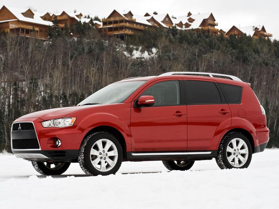  Mitsubishi Outlander 2009 года  (US) (фото 18 из 41)
